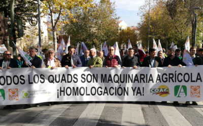 Cooperativas Agro-alimentarias de Jaén se manifiesta junto a las OPAS por la homologación de los quads