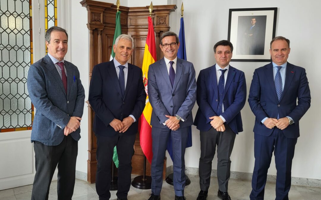 Cooperativas Agro-alimentarias de Andalucía aborda con la Consejería de Industria, Energía y Minas las necesidades energéticas de las cooperativas